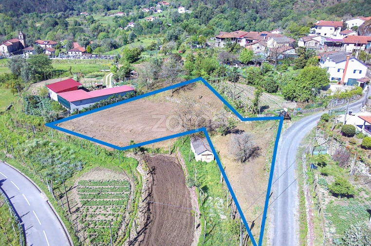 Terreno para Venda em Valdreu