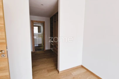 Moradia T4 para Venda em Alverca do Ribatejo e Sobralinho