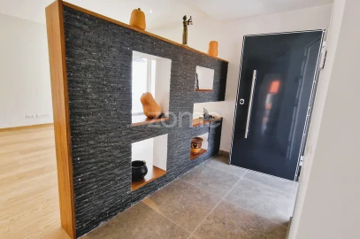 Moradia T4 para Venda em Alverca do Ribatejo e Sobralinho