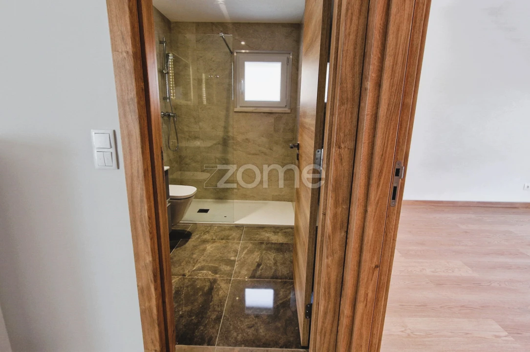 Moradia T4 para Venda em Alverca do Ribatejo e Sobralinho Foto 22