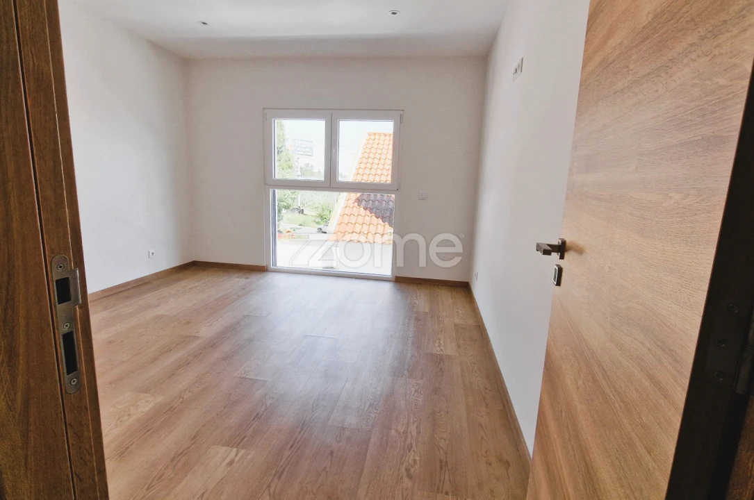 Moradia T4 para Venda em Alverca do Ribatejo e Sobralinho Foto 23