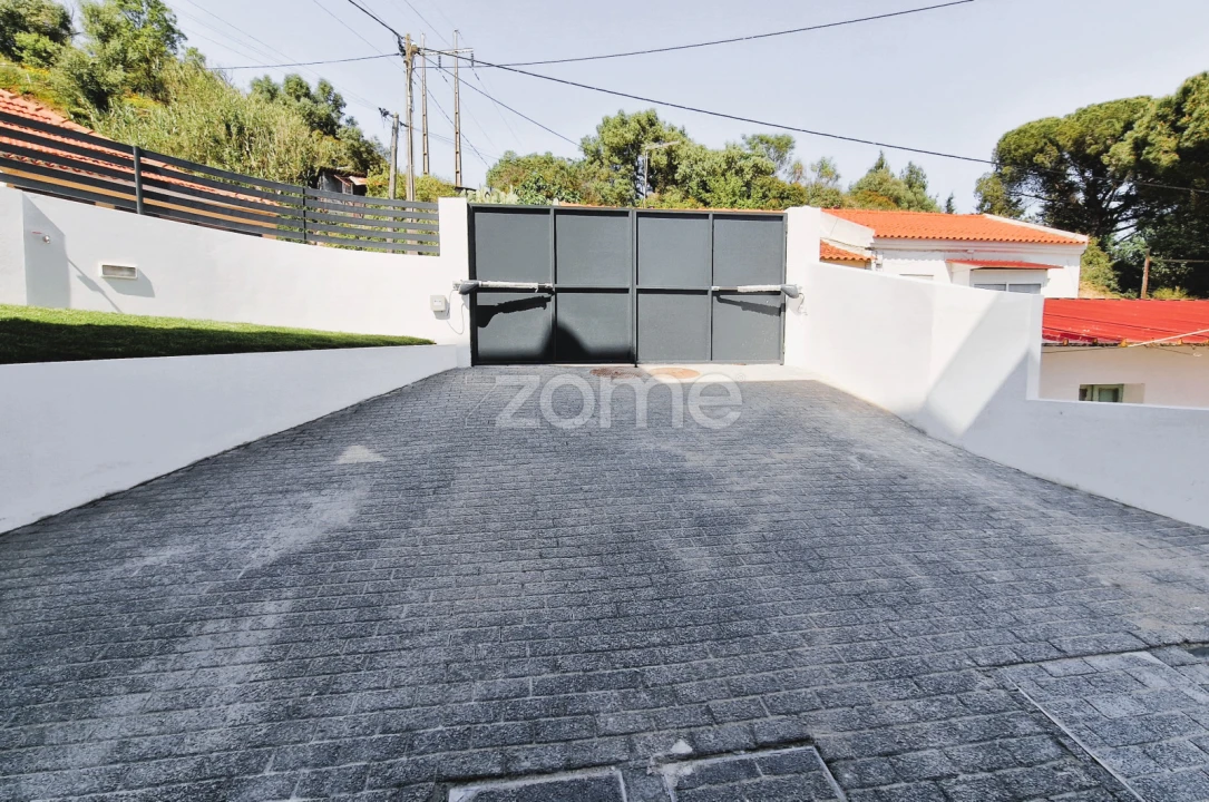 Moradia T4 para Venda em Alverca do Ribatejo e Sobralinho Foto 28