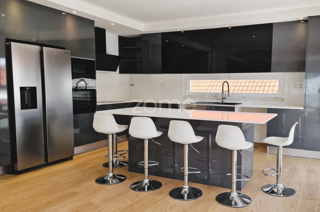 Moradia T4 para Venda em Alverca do Ribatejo e Sobralinho Foto 36