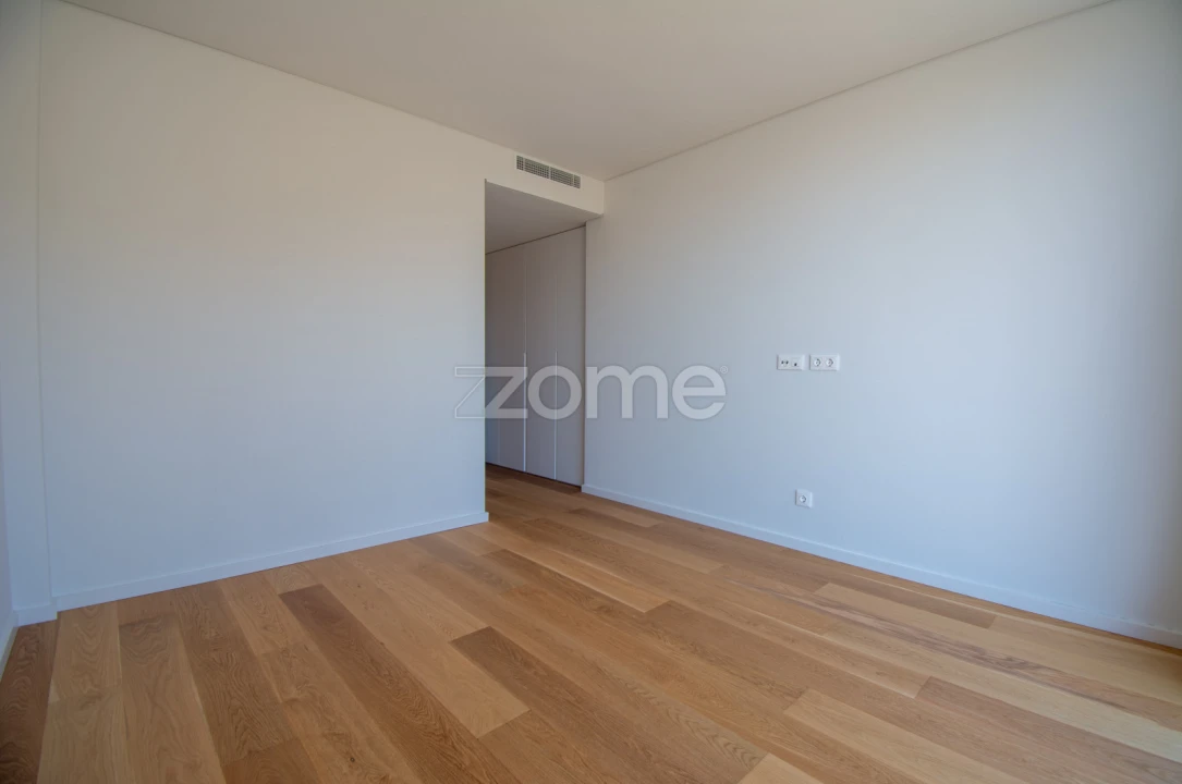 Apartamento T4 para Venda em Cascais e Estoril Foto 14