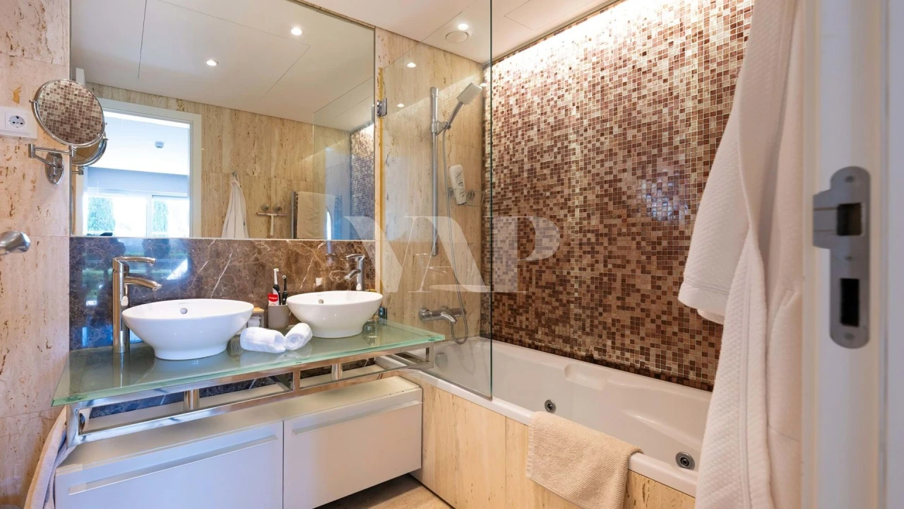 Apartamento T2 para Venda em Quarteira Foto 22