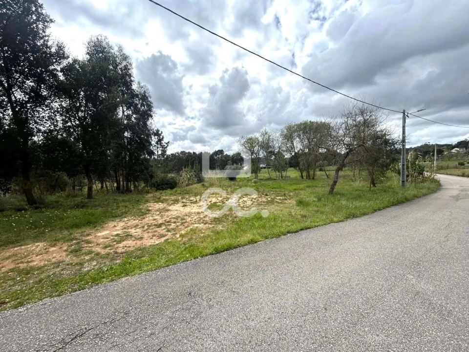Terreno para Venda em Parceiros e Azoia Foto 20