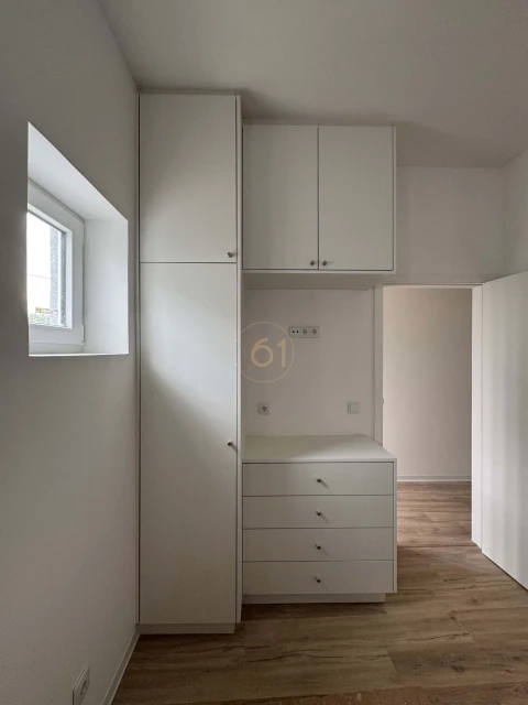 Apartamento T2 para Arrendamento em Pedrouços