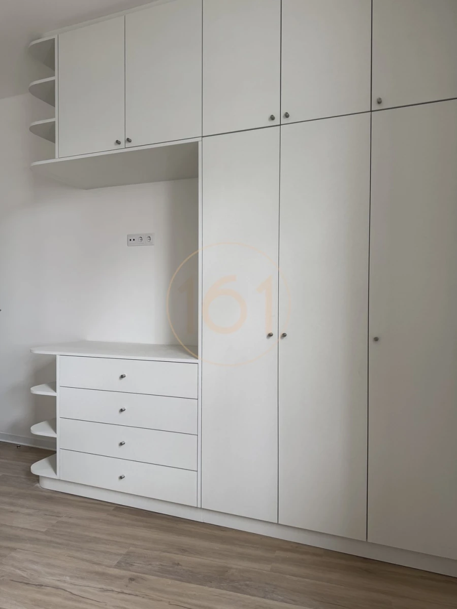 Apartamento T2 para Arrendamento em Pedrouços Foto 10