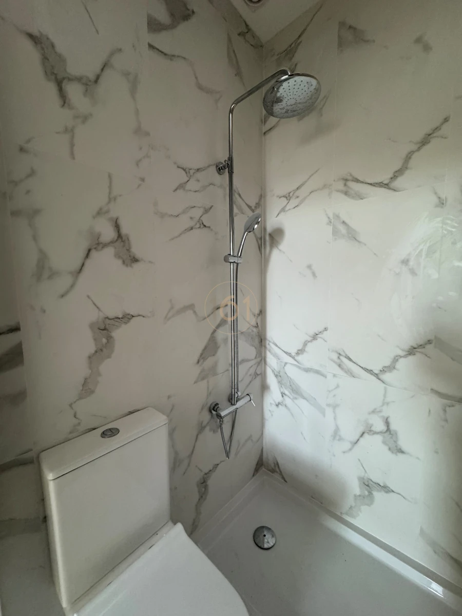 Apartamento T2 para Arrendamento em Pedrouços Foto 12