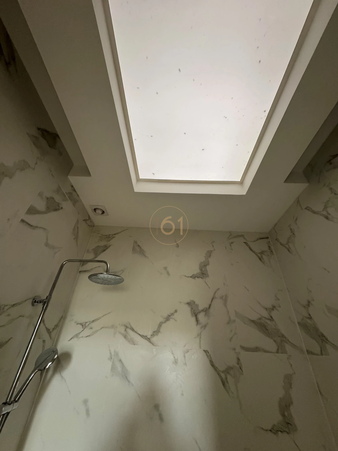 Apartamento T2 para Arrendamento em Pedrouços Foto 13