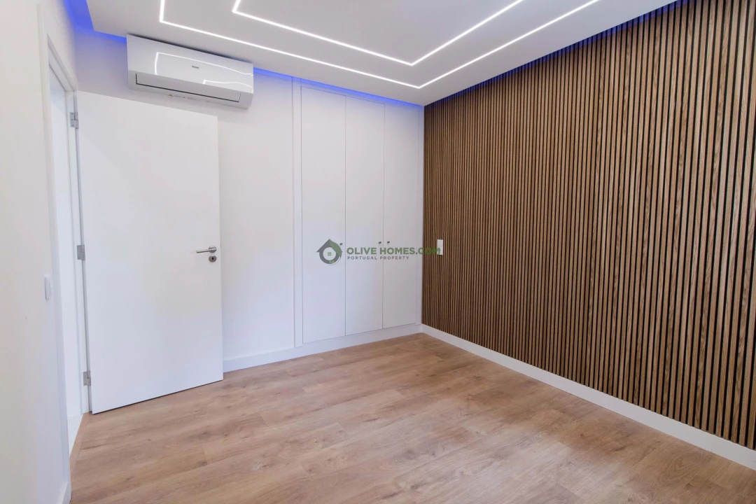 Apartamento T2 para Venda em Quarteira Foto 15