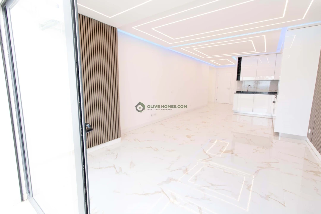 Apartamento T2 para Venda em Quarteira Foto 21