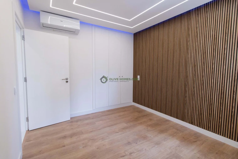 Apartamento T2 para Venda em Quarteira Foto 15