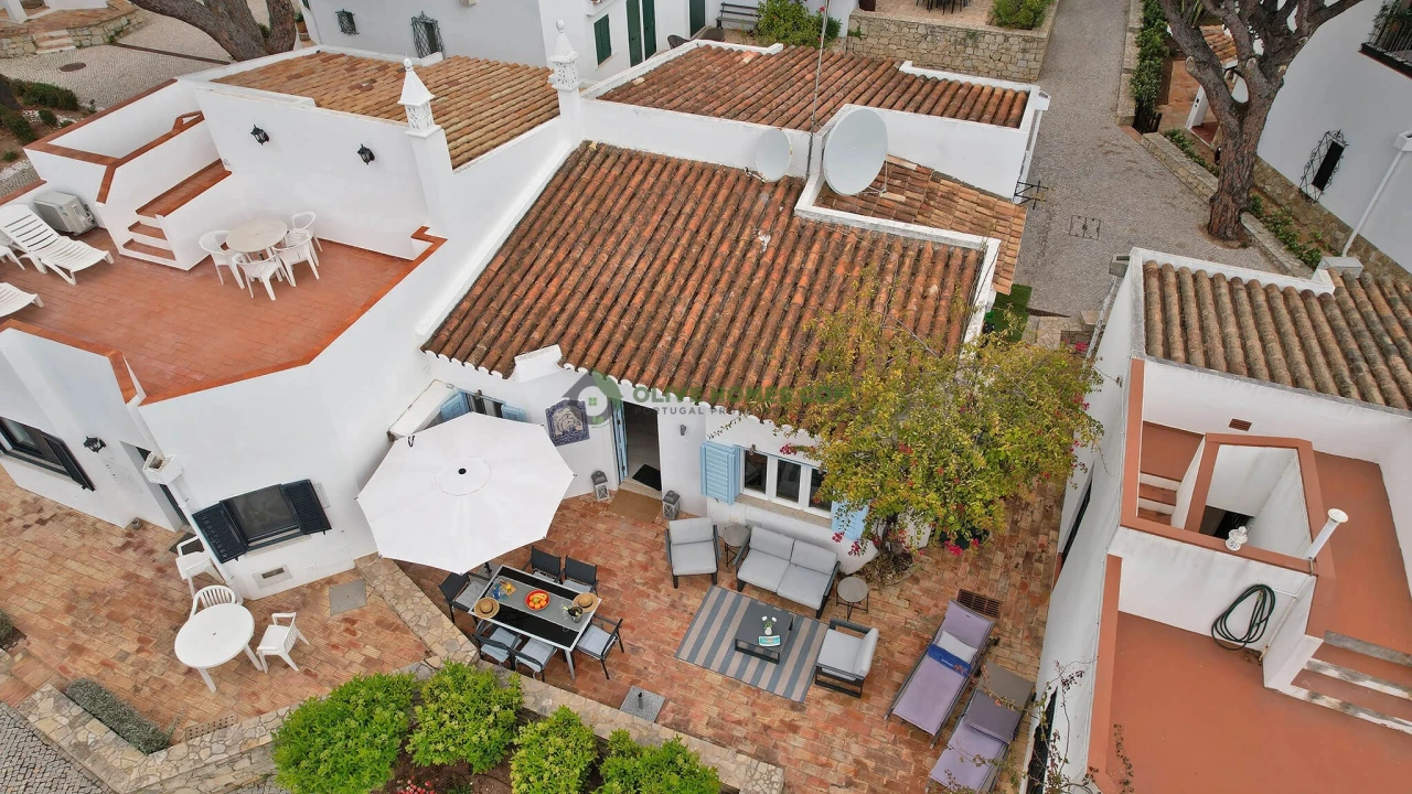 Moradia T2 para Venda em Almancil Foto 2
