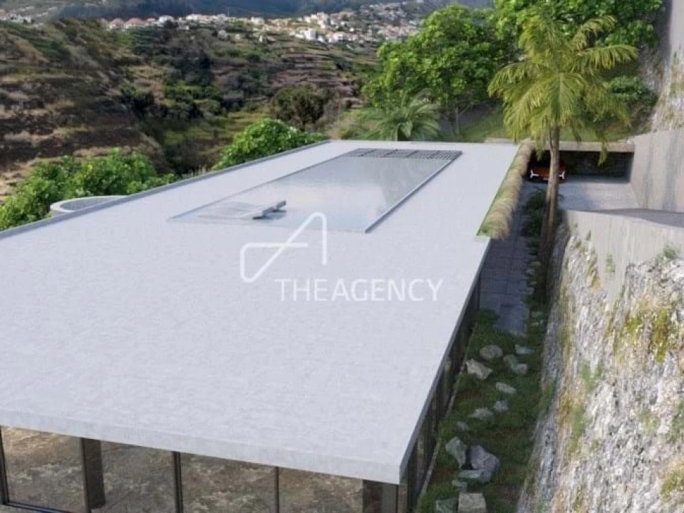 Moradia T3 para Venda em Arco da Calheta Foto 11