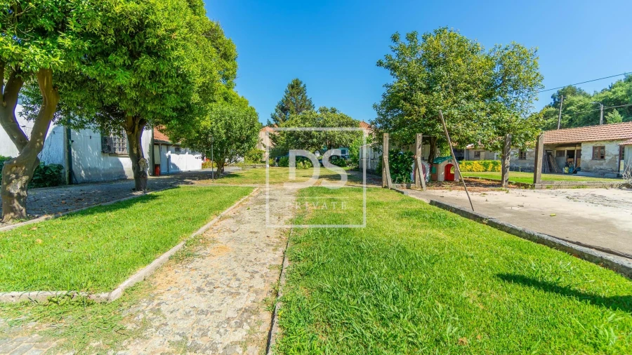 Quinta T20 para Venda em Vilar de Pinheiro Foto 25