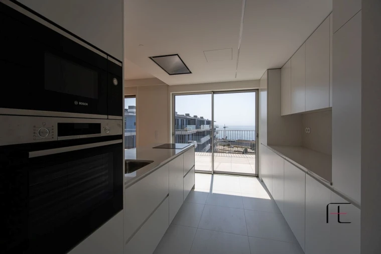 Apartamento T3 para Venda em Canidelo Foto 3