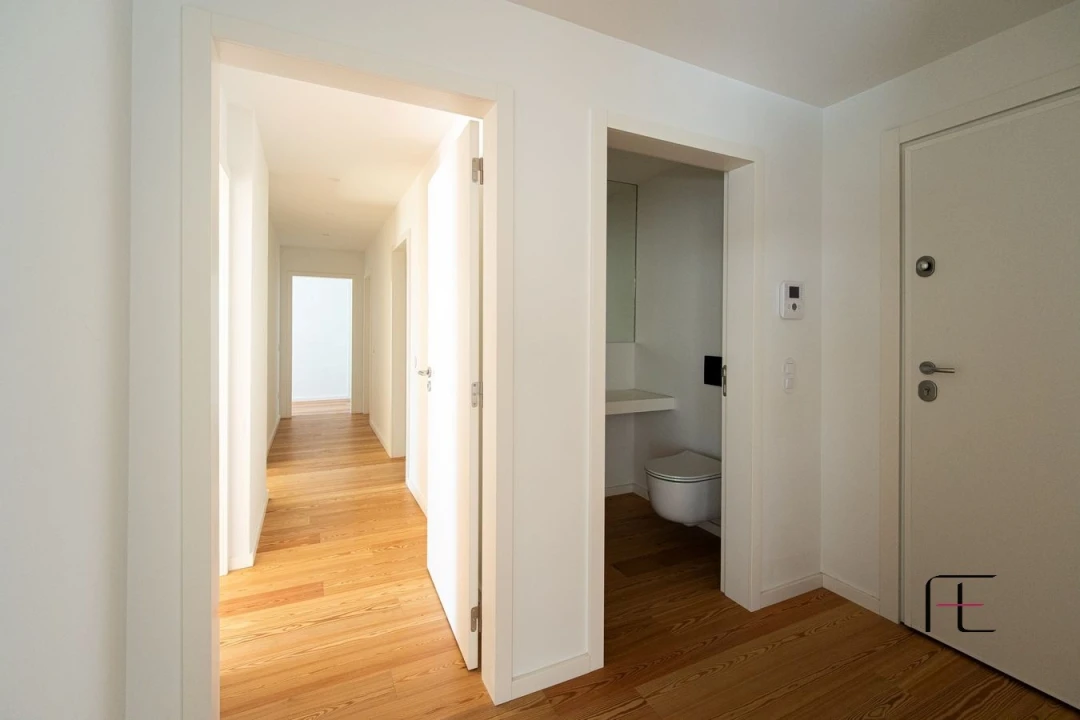 Apartamento T3 para Venda em Canidelo Foto 15