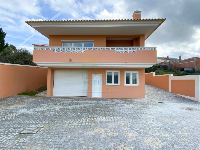 Moradia T3 para Venda em Salir de Matos Foto 38