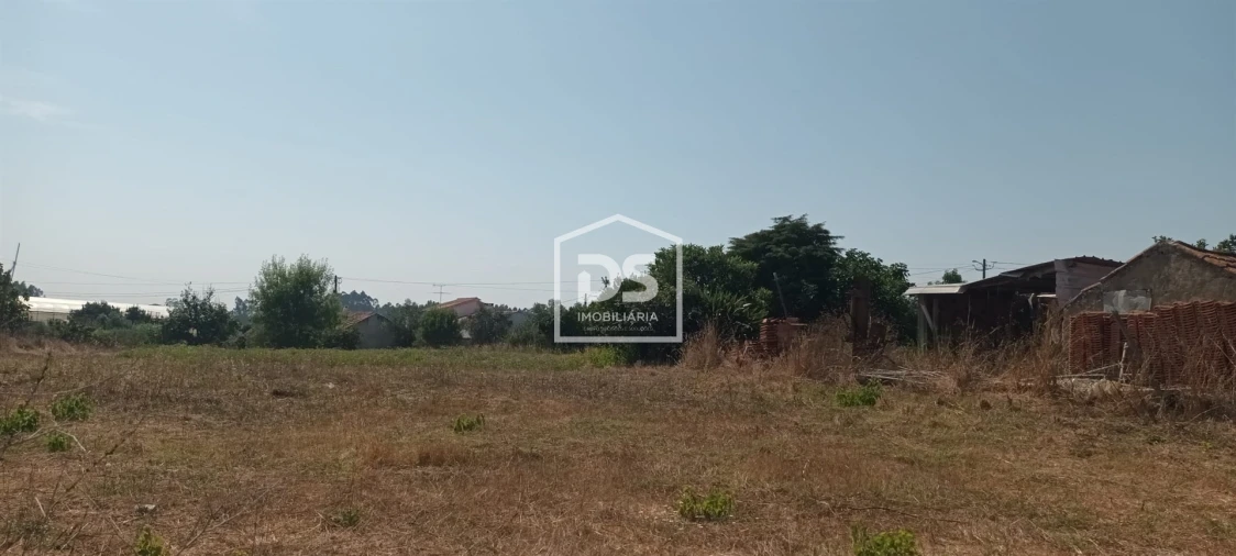 Terreno para Venda em Porto de Mós - São João Baptista e São Pedro