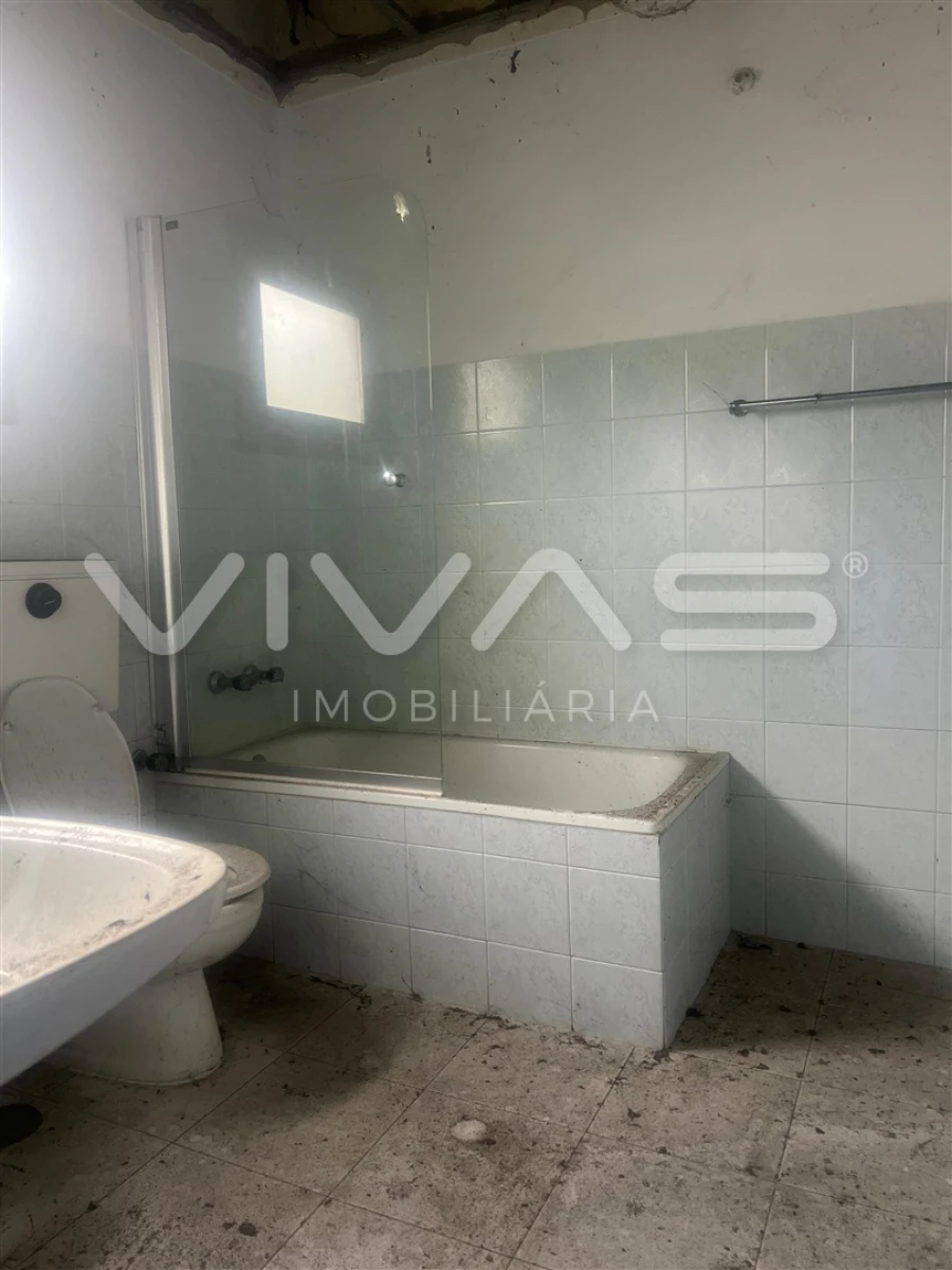 Moradia T0 para Venda em Fornos Foto 6