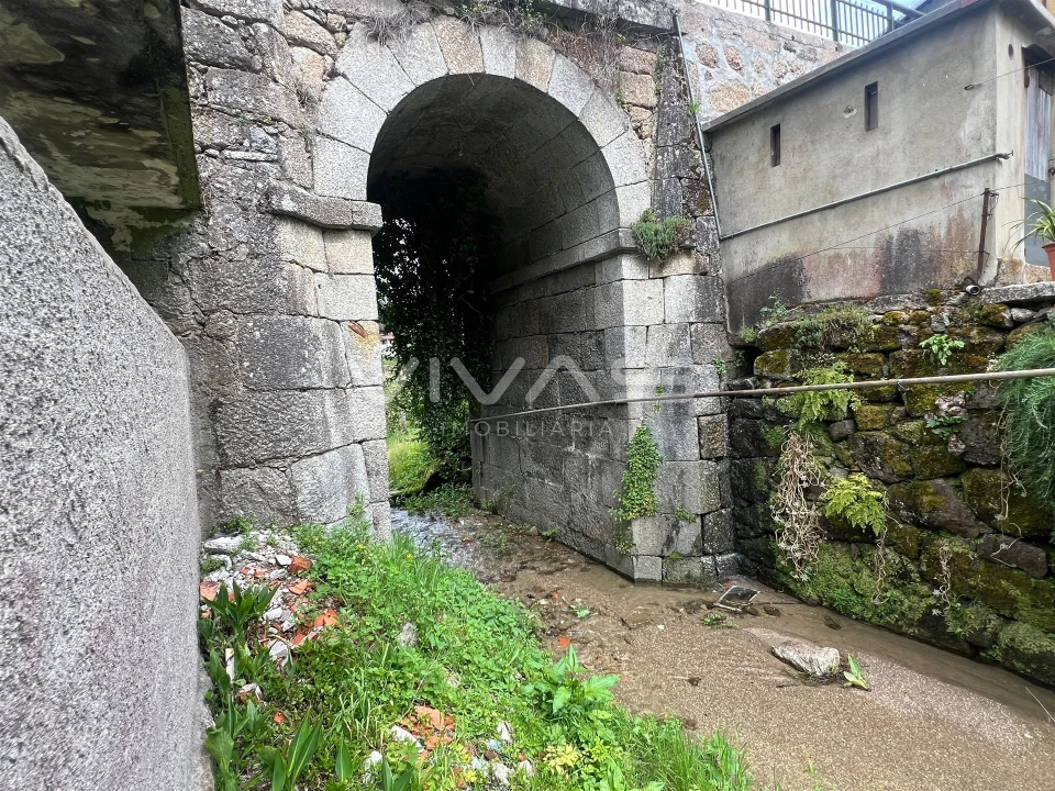 Moradia T0 para Venda em Fornos Foto 20