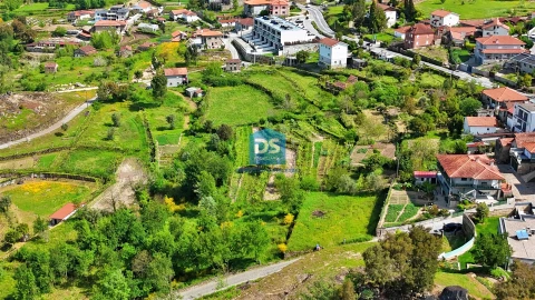 Terreno para Venda em Penhalonga e Paços de Gaiolo