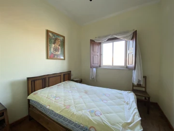 Moradia T3 para Venda em Golpilheira