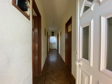 Moradia T3 para Venda em Golpilheira