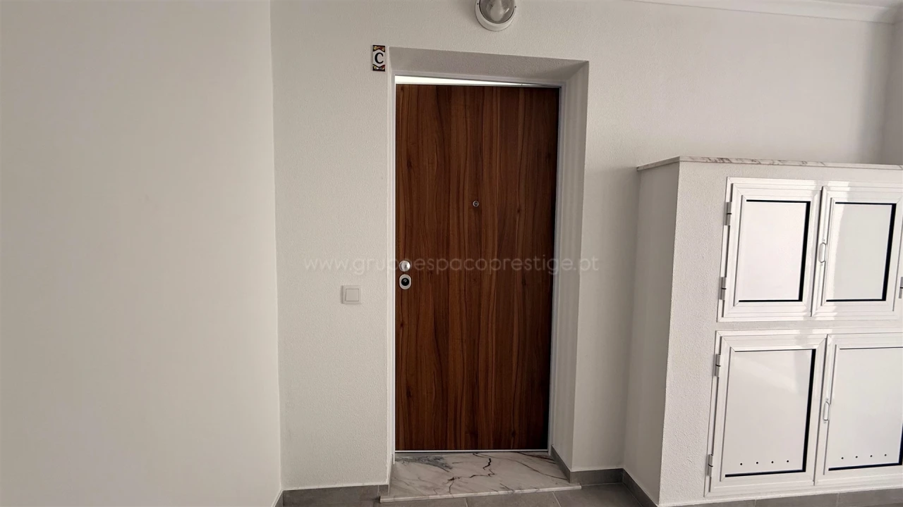 Apartamento T3 para Venda em Moncarapacho e Fuseta Foto 2