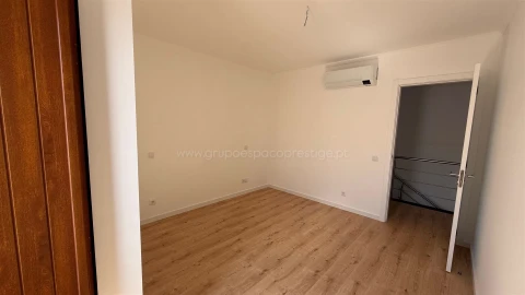 Apartamento T3 para Venda em Moncarapacho e Fuseta
