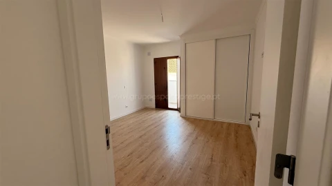 Apartamento T2 para Venda em Moncarapacho e Fuseta