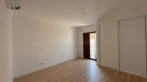 Apartamento T2 para Venda em Moncarapacho e Fuseta