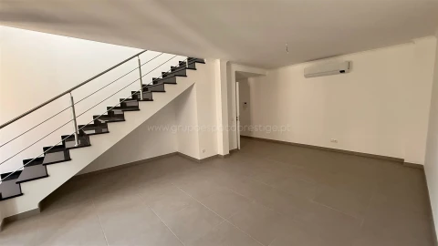 Apartamento T2 para Venda em Moncarapacho e Fuseta