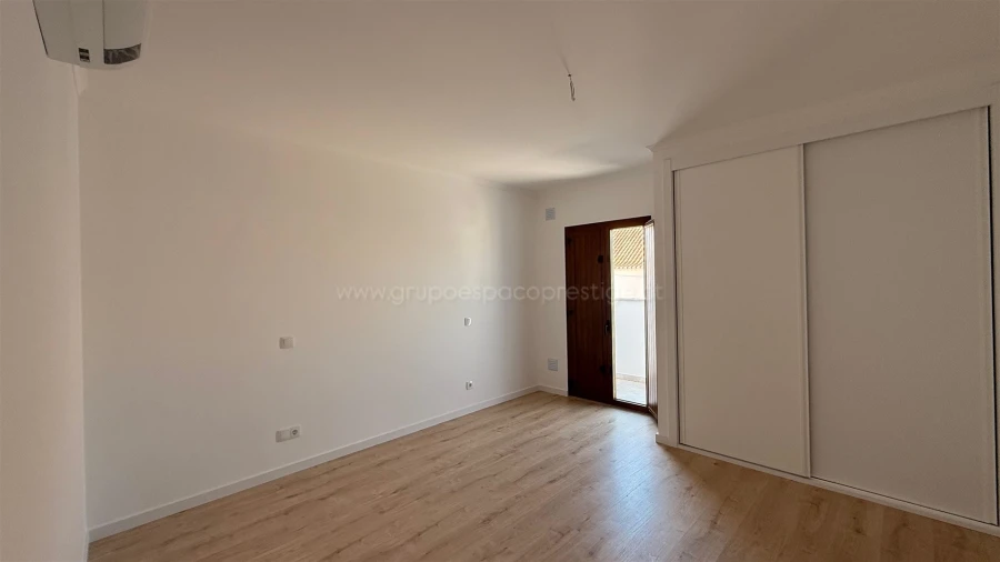 Apartamento T2 para Venda em Moncarapacho e Fuseta Foto 22