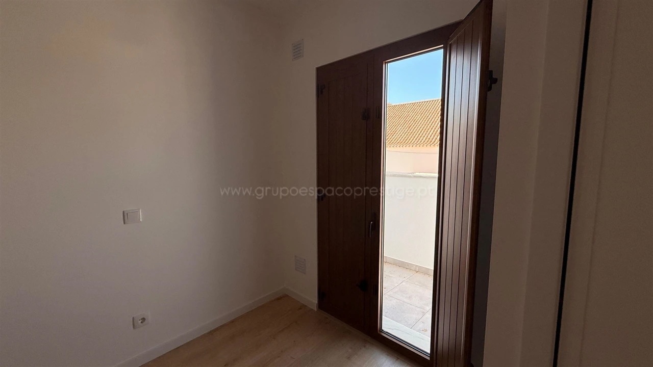 Apartamento T2 para Venda em Moncarapacho e Fuseta Foto 27