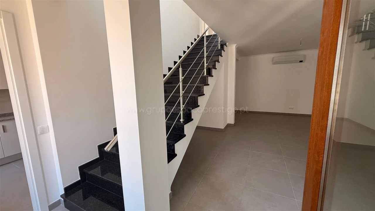 Apartamento T2 para Venda em Moncarapacho e Fuseta Foto 9