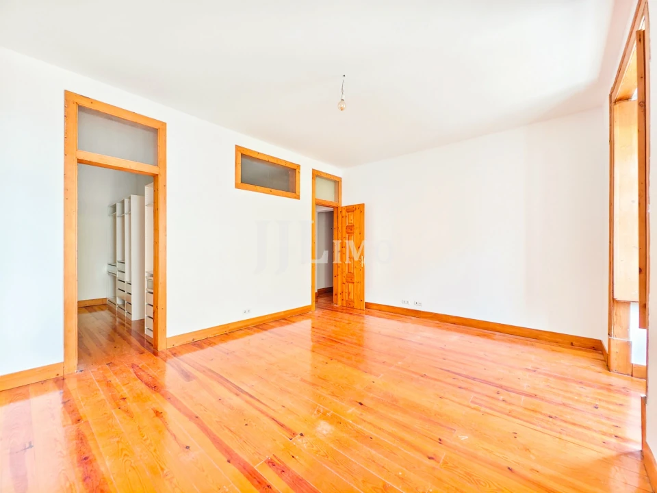 Apartamento T3 para Venda em Santa Maria Maior Foto 29