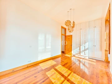 Apartamento T3 para Venda em Santa Maria Maior
