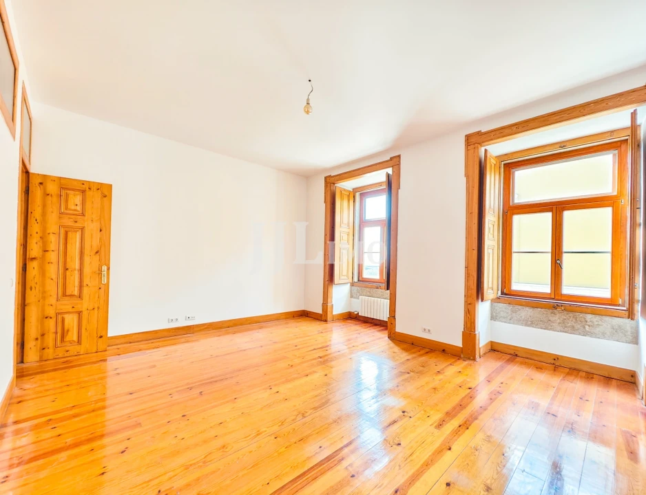Apartamento T3 para Venda em Santa Maria Maior Foto 28