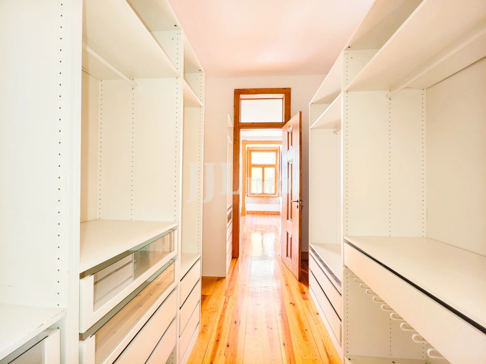 Apartamento T3 para Venda em Santa Maria Maior Foto 34