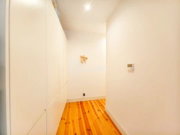 Apartamento T1 para Venda em Misericórdia