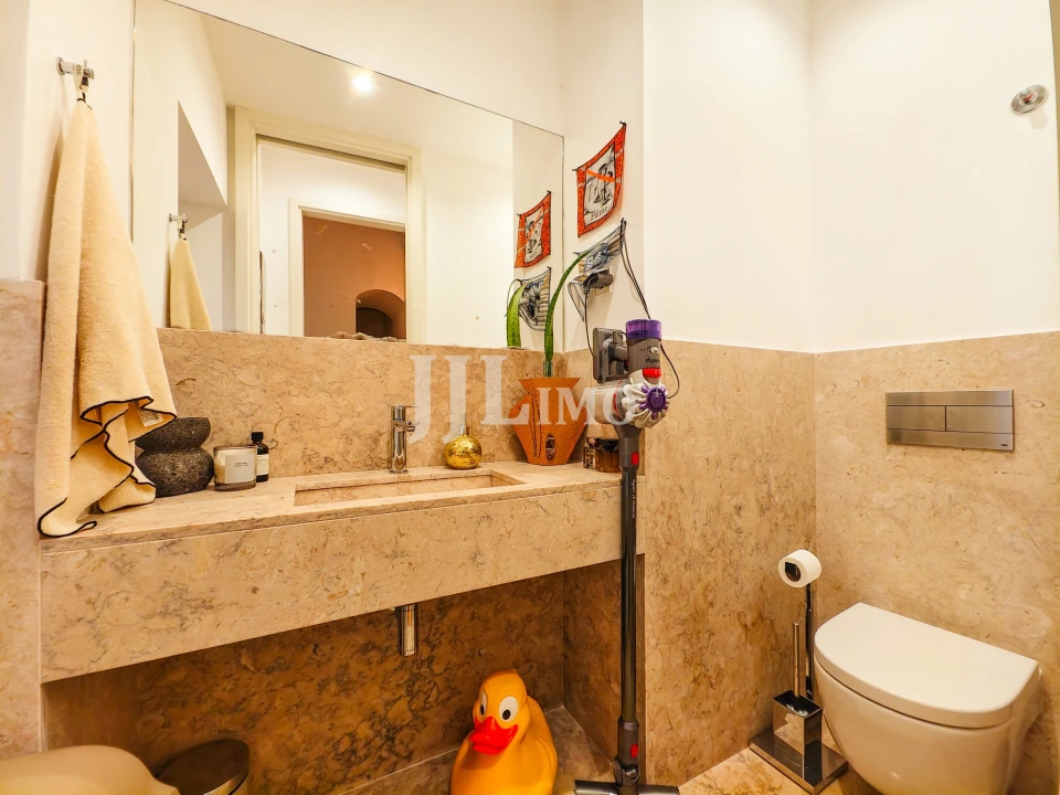 Apartamento T1 para Venda em Misericórdia Foto 10