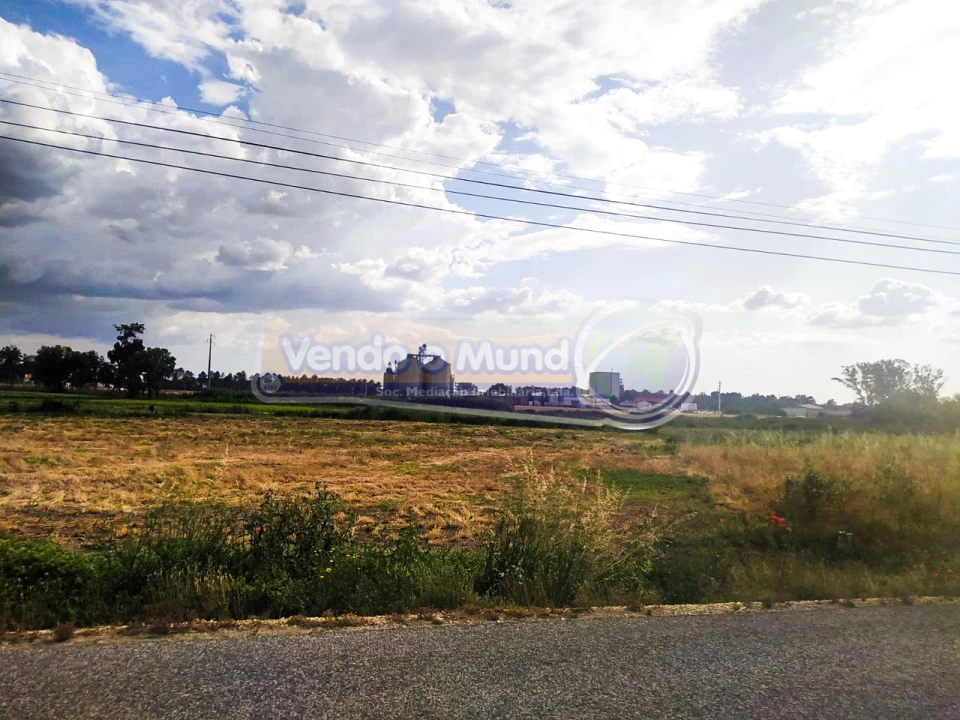 Terreno para Venda em Salvaterra de Magos e Foros de Salvaterra Foto 2