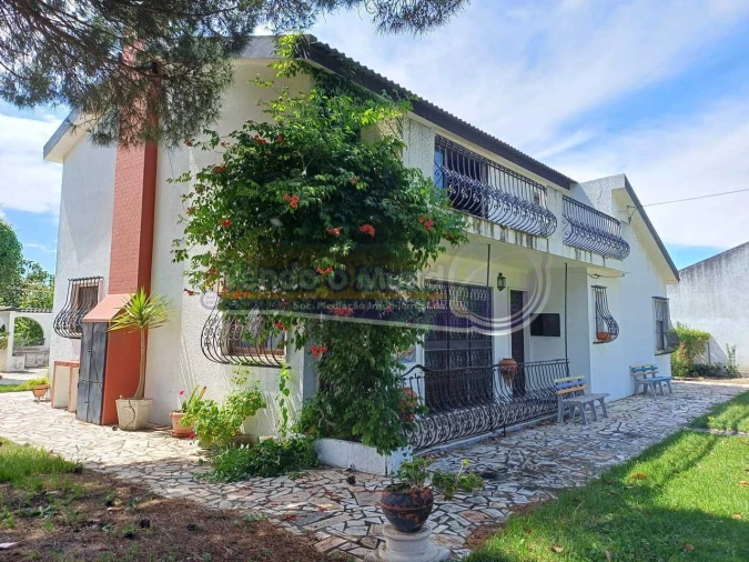 Moradia T2 para Venda em Benavente Foto 2
