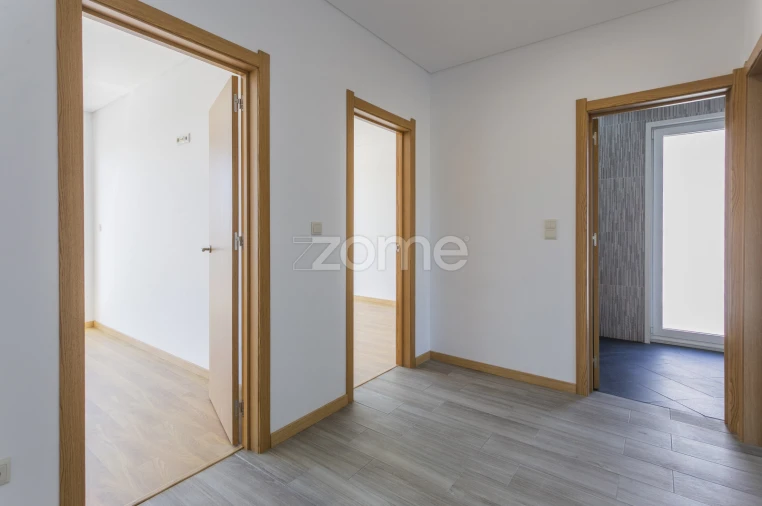 Moradia T3 para Venda em Alijo Foto 13