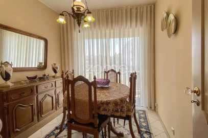 Apartamento T4 para Venda em Aldoar, Foz do Douro e Nevogilde