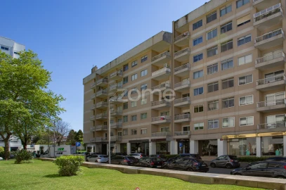 Apartamento T4 para Venda em Aldoar, Foz do Douro e Nevogilde