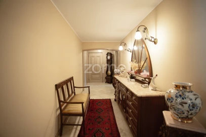 Apartamento T4 para Venda em Aldoar, Foz do Douro e Nevogilde