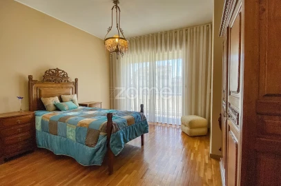 Apartamento T4 para Venda em Aldoar, Foz do Douro e Nevogilde